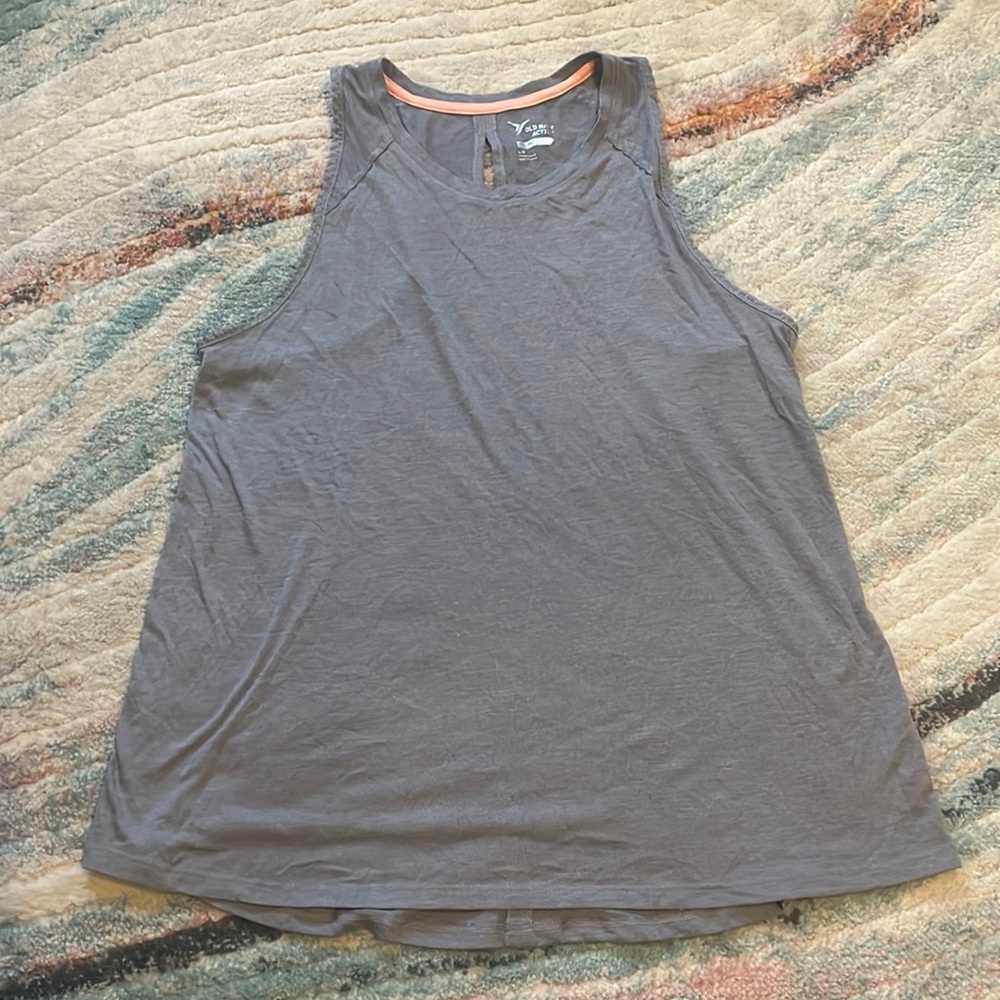 Like new!  Old Navy size large grey active, go-dry tank.  Super soft!